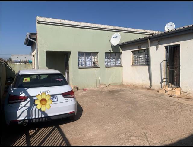 6 BEDROOM HOUSE FOR SALE IN SEDIBENG